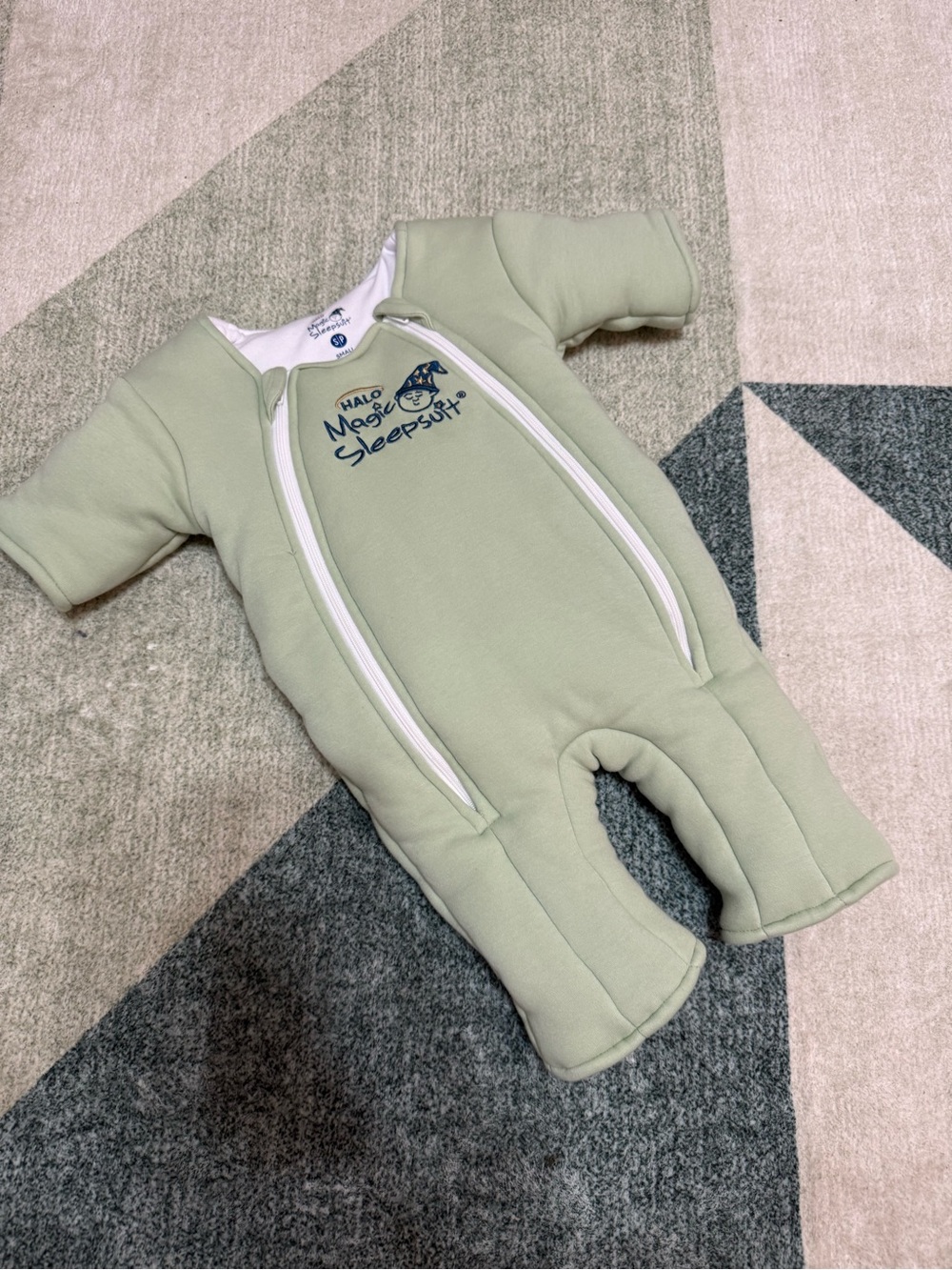 HALO Sage Green Magic Sleepsuit-NWOT